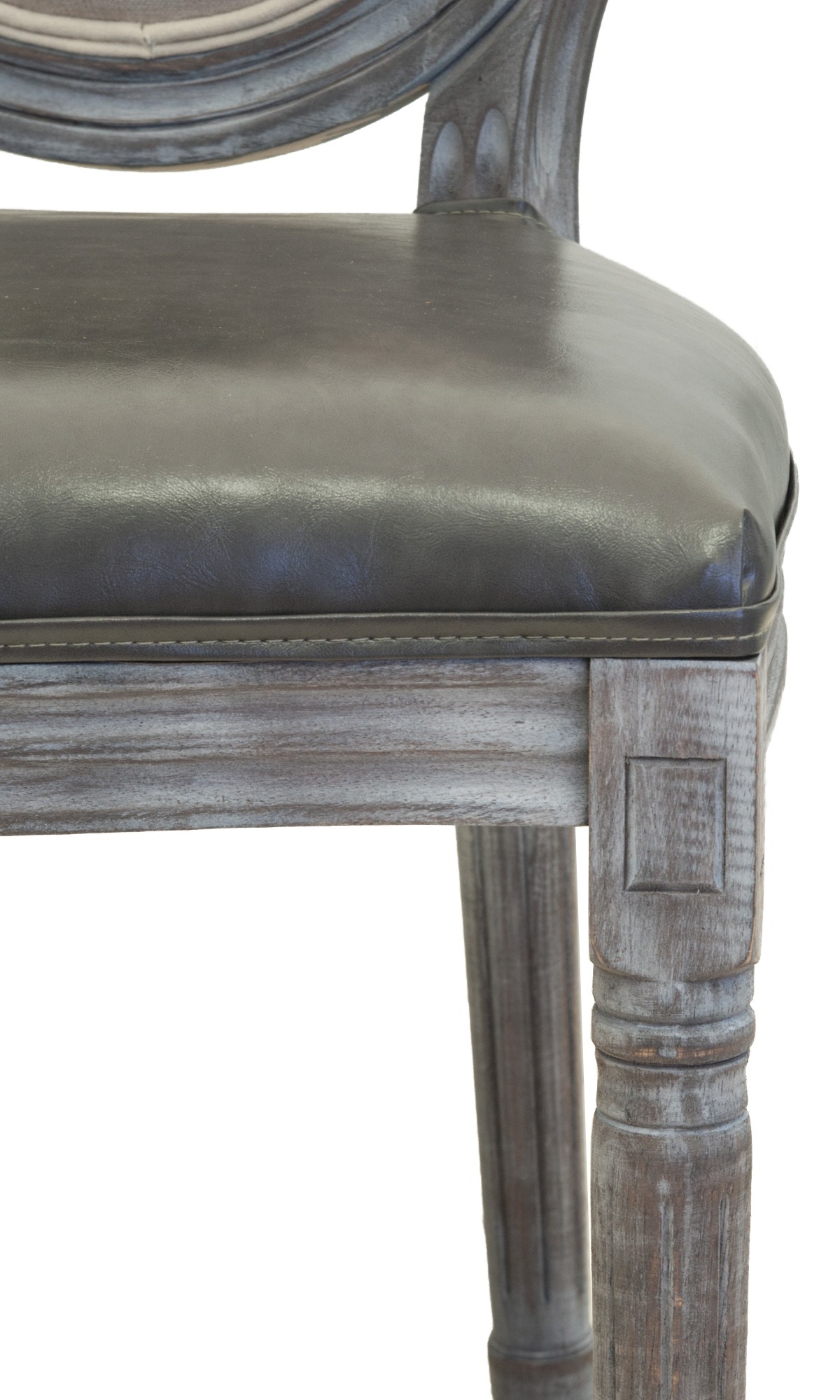 Стул Volker Dog в интерьере