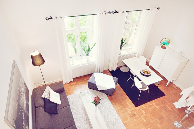 Однокомнатная квартира по-шведски: свет и порядок