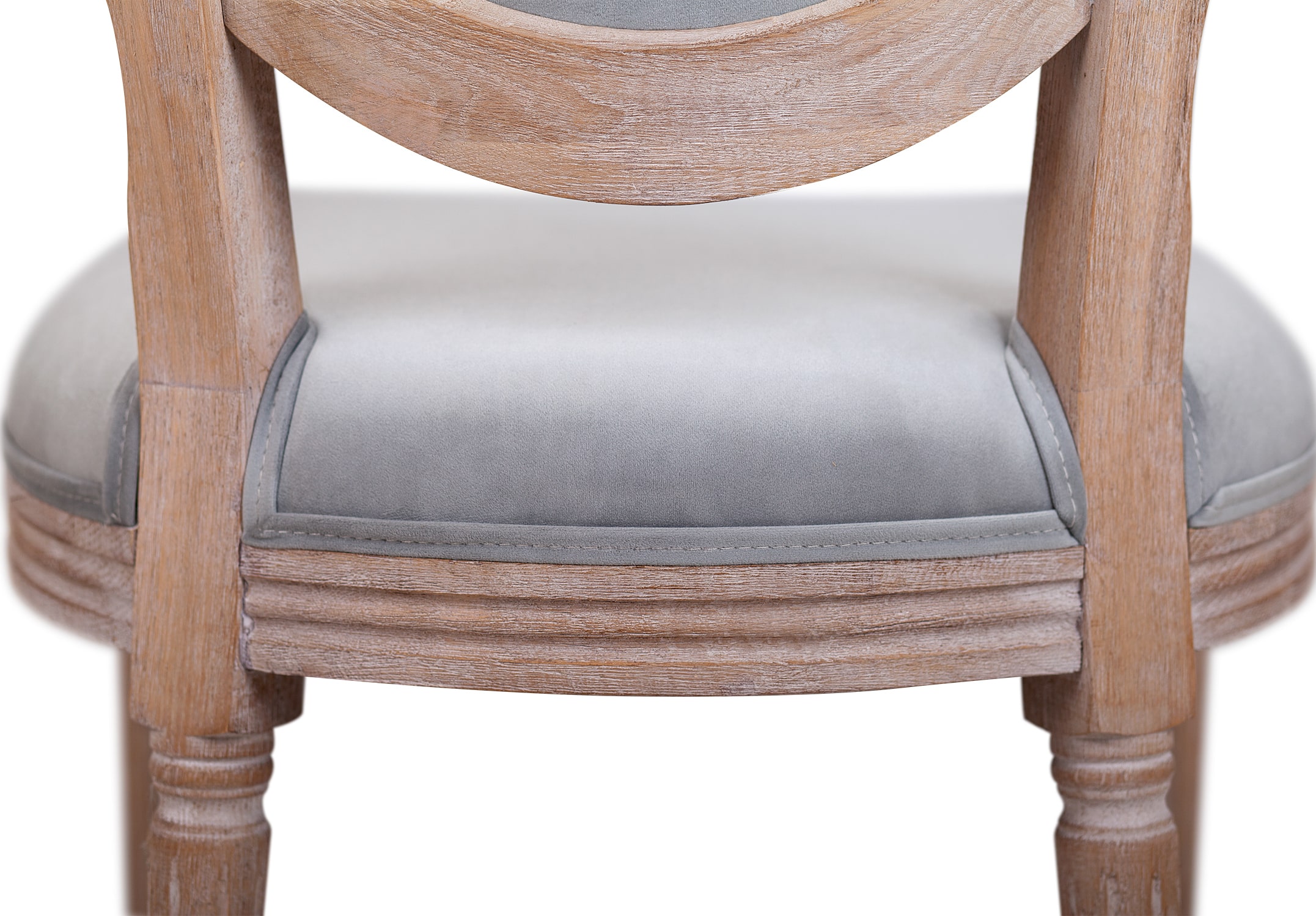 Стул с круглой спинкой Volker Oak Gray в интерьере