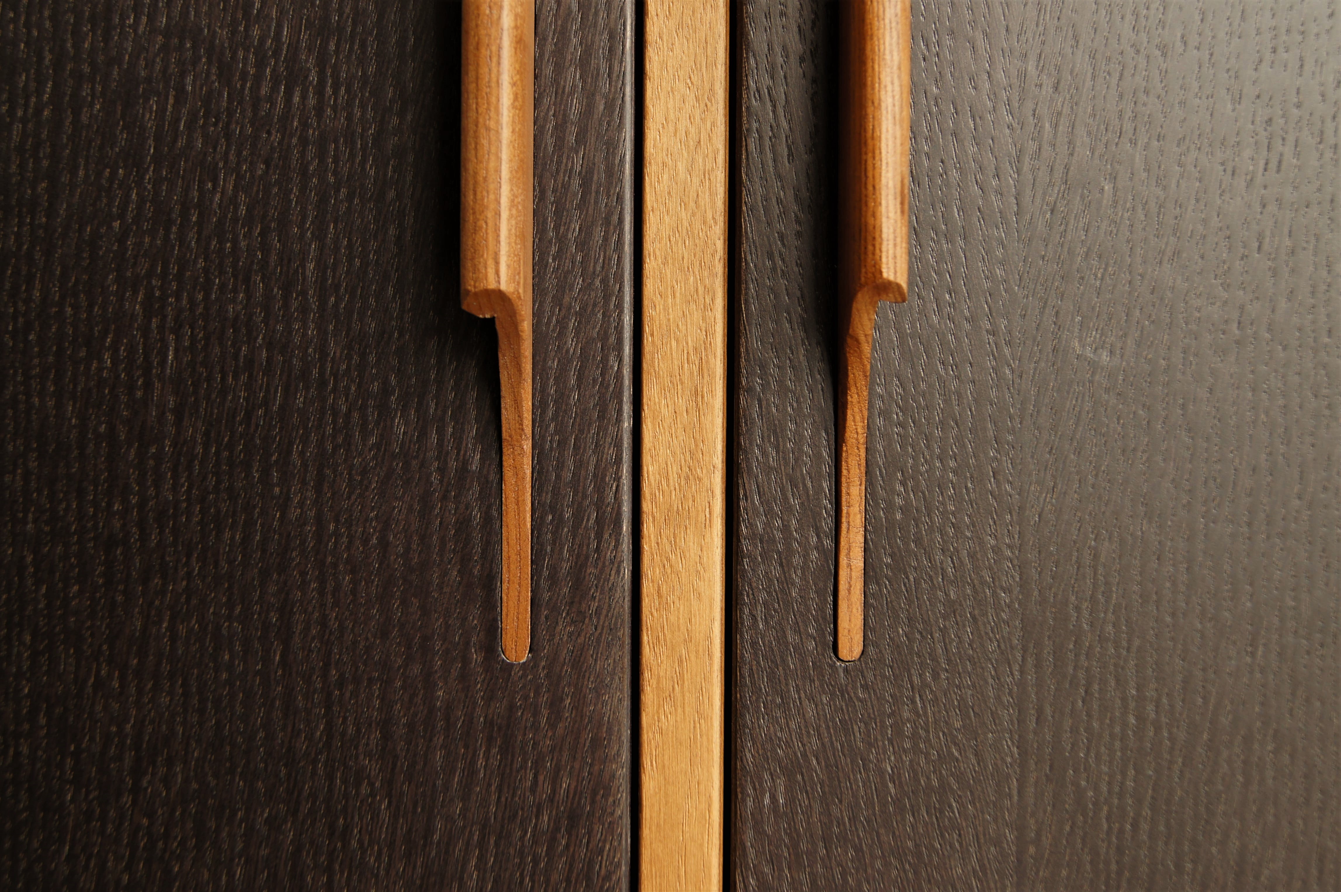 Шкаф двустворчатый  "Bruni Black" с двумя ящиками арт BR27/2Black в интернет-магазине