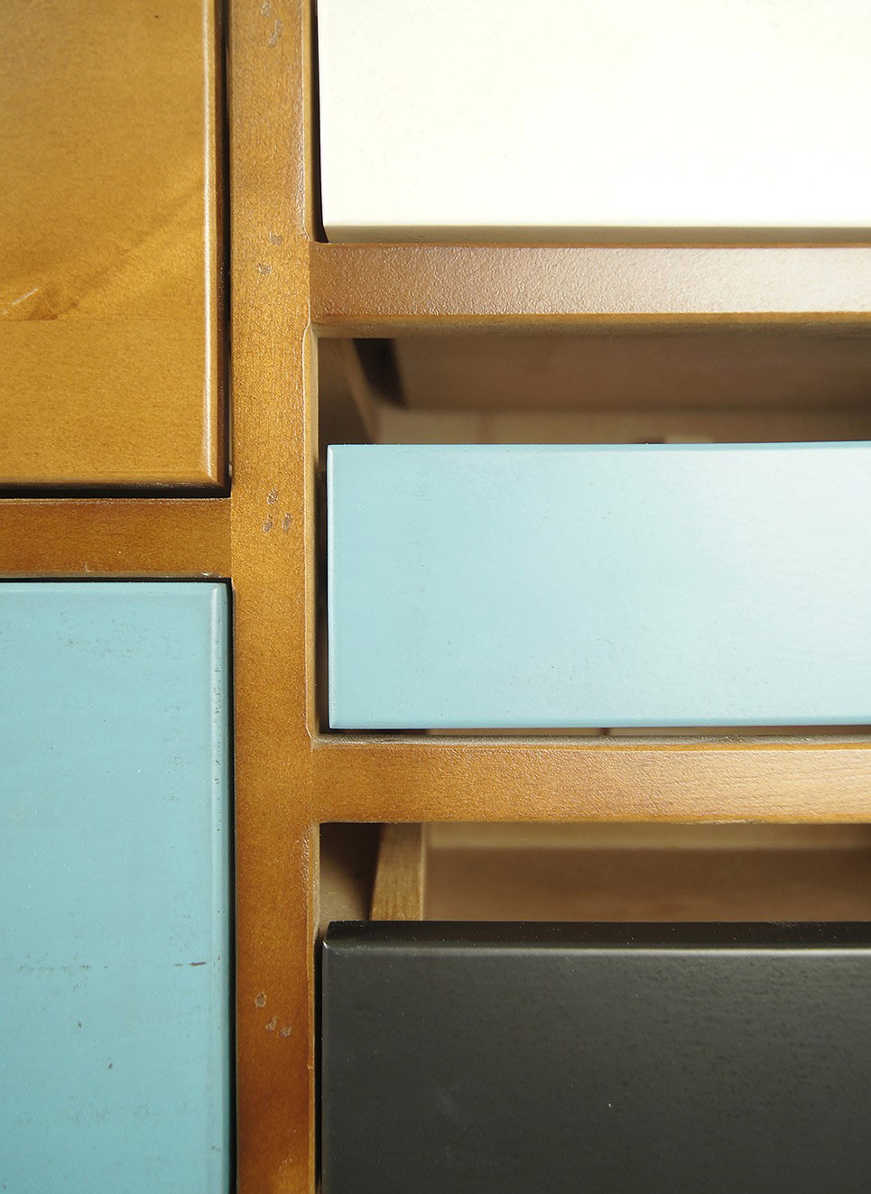 Комод универсальный «Aquarelle Birch» 10 ящиков арт RE-14ETG/4 в интерьере