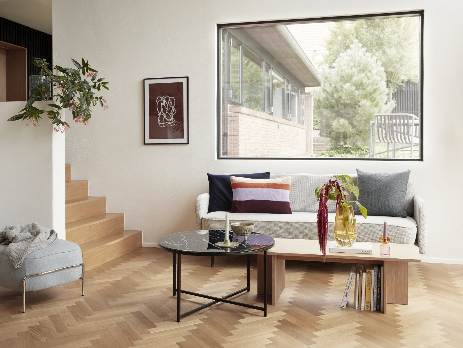 заказать Пуф HUBSCH голубой арт 021106 в Москве заказать Пуф HUBSCH голубой арт 021106