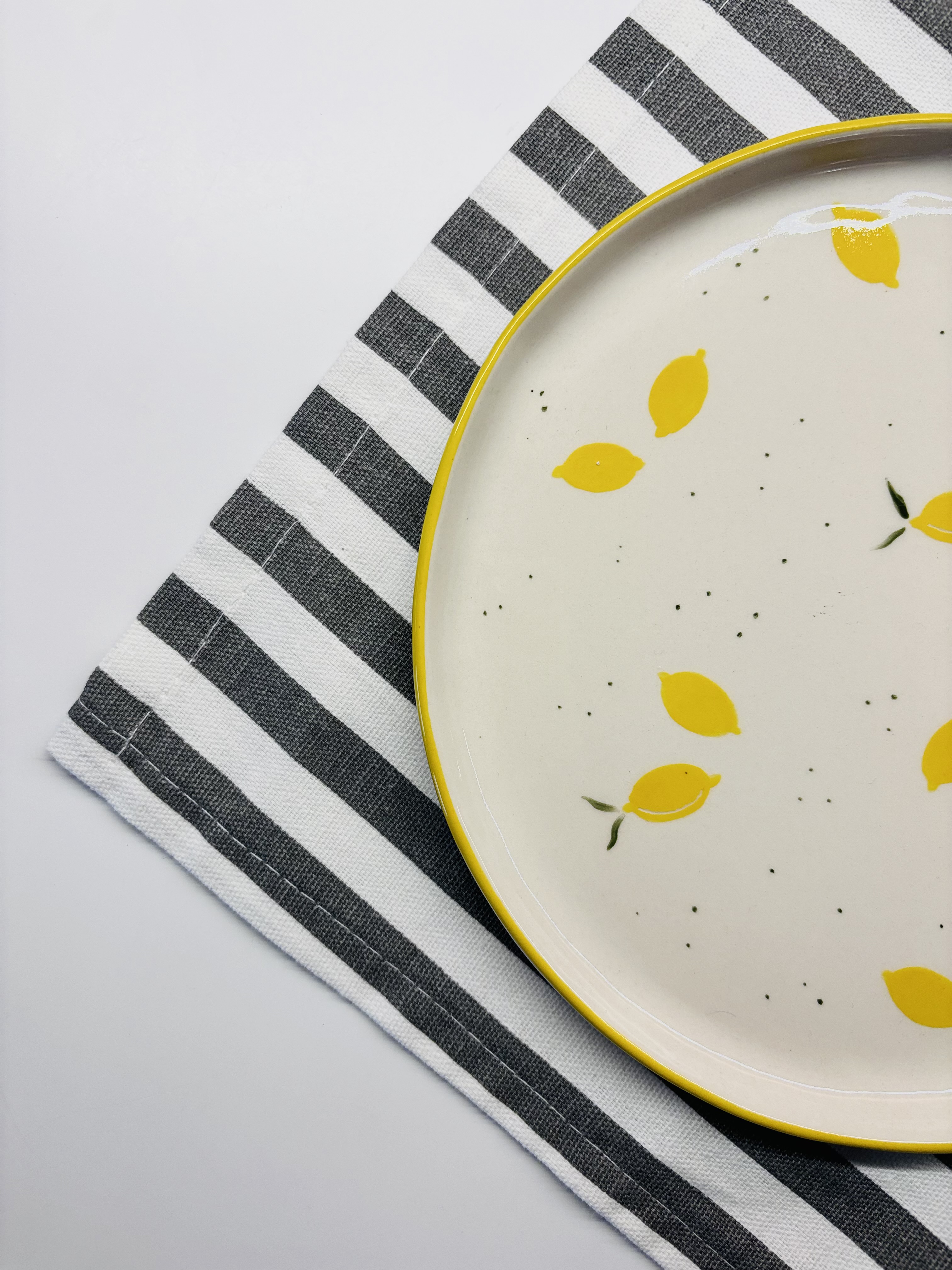 заказать Тарелка "Лимонная" диаметр 19см