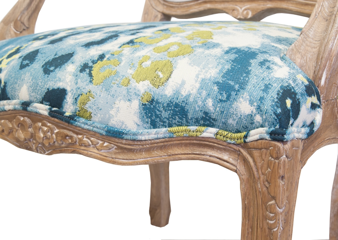 фото Мягкий стул с подлокотниками Mones