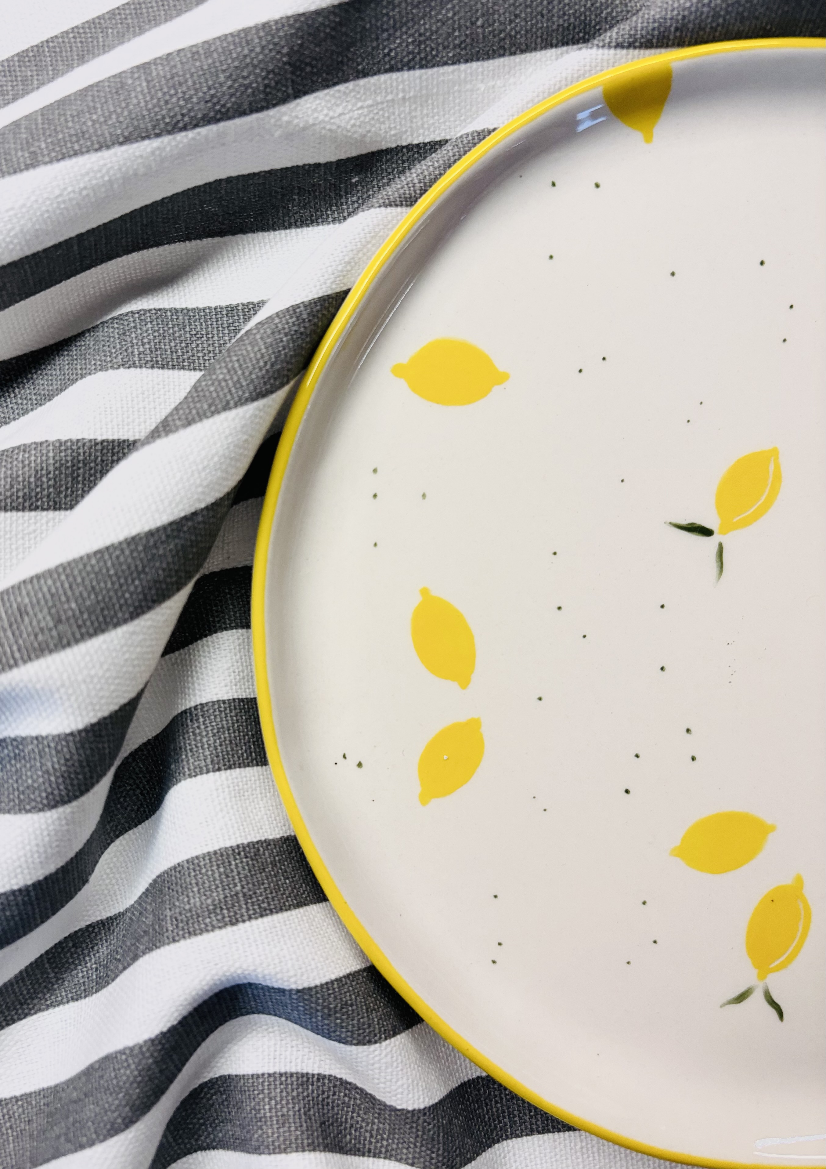 Тарелка "Лимонная" диаметр 19см в интернет-магазине