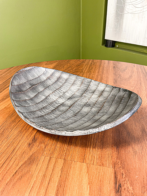 427266 Чаша декоративная FANAMBANA, L260, B185, H65, алюминий, серый в Москве 427266 Чаша декоративная FANAMBANA, L260, B185, H65, алюминий, серый