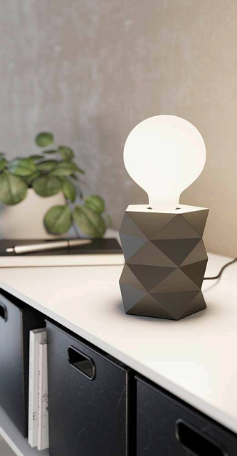 Настольная лампа SWARBY в Москве Настольная лампа SWARBY