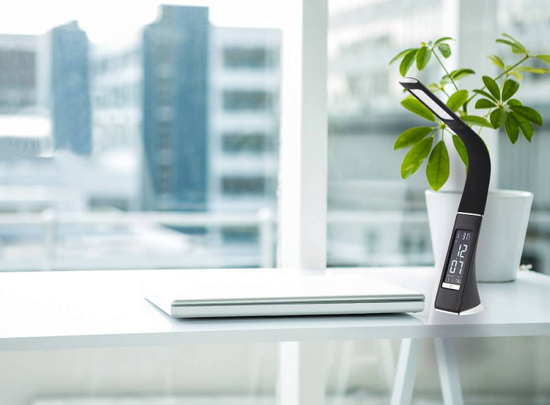 Светод настольная лампа COGNOLI 3,2W(LED), пластик, черный в Москве Светод настольная лампа COGNOLI 3,2W(LED), пластик, черный