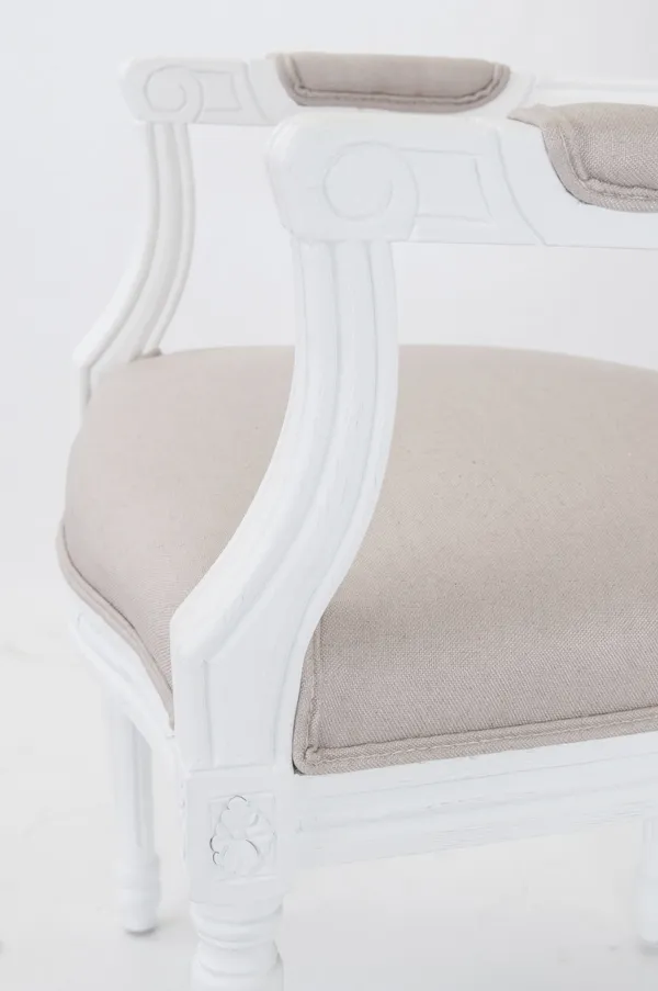 фото Мягкий стул с подлокотниками Diella Beige в Москве фото Мягкий стул с подлокотниками Diella Beige