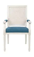 Мягкий стул с подлокотниками Wilton White в интерьере