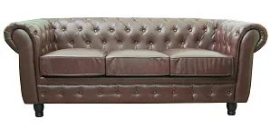 Прямой трехместный диван Chesterfield Brown 3S цвет коричневый в интерьере
