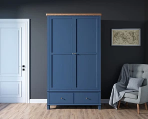 фото Шкаф двухстворчатый в стиле Кантри "Jules Verne" с ящиками арт JV28ETGB в интерьере