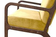 красивые Низкое кресло c деревянными подлокотниками Mody Yellow на заказ