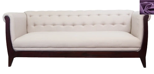 Классический диван Delvin фиолетовый в интерьере