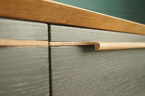 купить красивый Комод "Brun Black" с тремя ящиками и дверками арт BR-03/Black в интернет-магазине