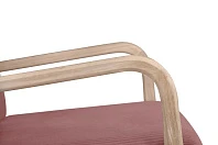 фото Кресло дизайнерское Cody Coral в интерьере