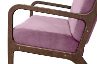 купить Низкое кресло с деревянными подлокотниками Mody Pink розовый
