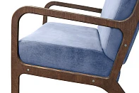 заказать Низкое кресло с деревянными подлокотниками Mody Sky цвет синий в интернет-магазине