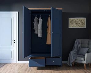 фото Шкаф двухстворчатый в стиле Кантри "Jules Verne" с ящиками арт JV28ETGB в интерьере