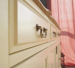 купить Комод "Leontina" с ящиками и дверками арт ST9345 в интернет-магазине